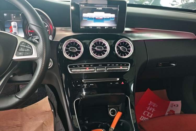 Used Mercedes-Benz C-Class 2018 C 200 Sport Edition Audio And AC Panel
