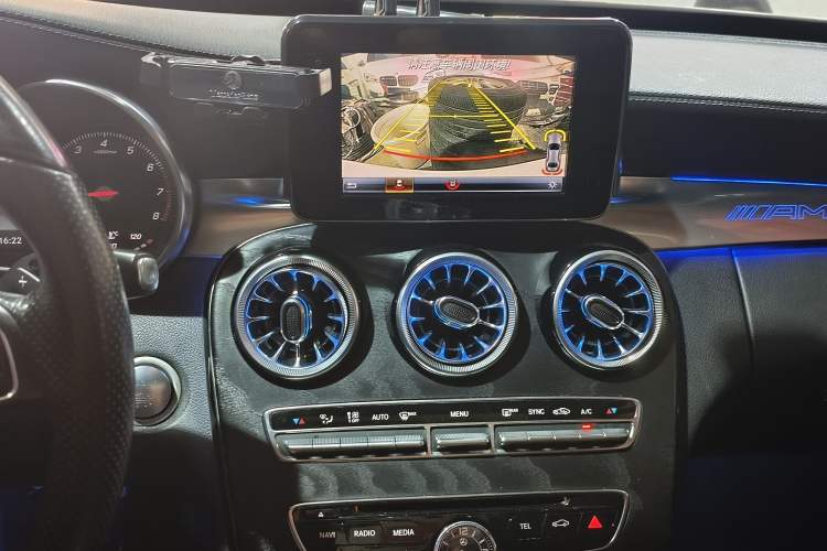 Used Mercedes-Benz C-Class 2018 C 200 L Sport Edition Audio And AC Panel