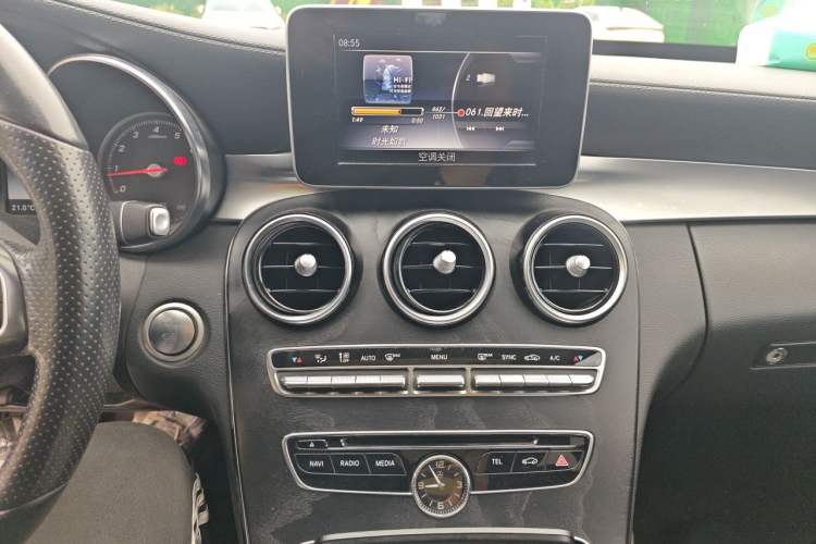 Used Mercedes-Benz C-Class 2018 C 200 L Sport Edition Achievement Special Edition Audio And AC Panel
