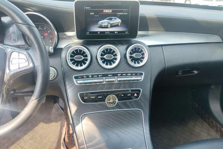 Used Mercedes-Benz C-Class 2018 C 200 L Sport Edition Audio And AC Panel