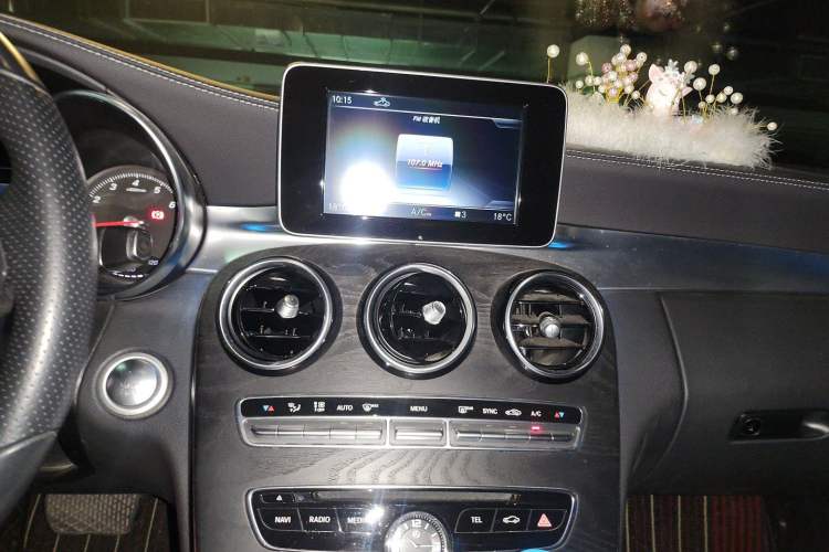 Used Mercedes-Benz C-Class 2018 C 200 L Sport Edition Audio And AC Panel