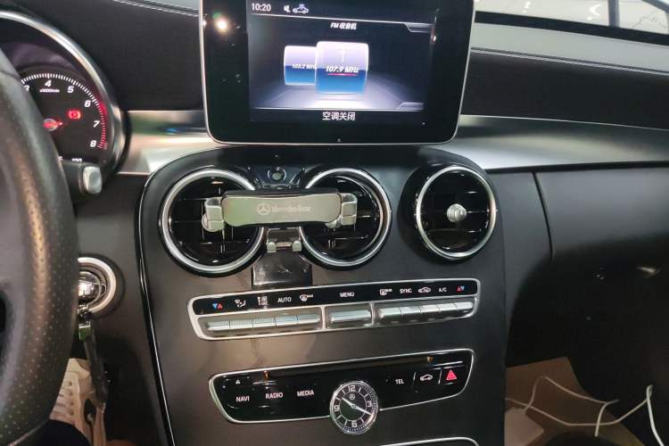 Used Mercedes-Benz C-Class 2018 C 200 L 4MATIC Sport Edition Audio And AC Panel
