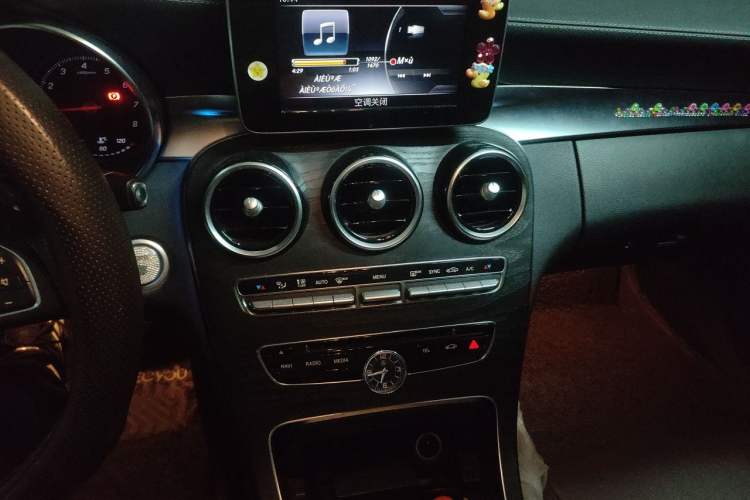 Used Mercedes-Benz C-Class 2018 C 200 L Sport Edition Audio And AC Panel