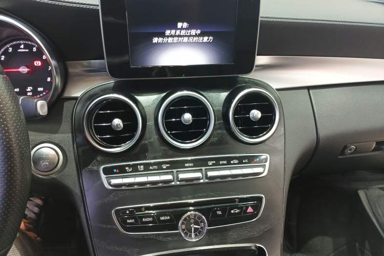 Used Mercedes-Benz C-Class 2018 C 200 L Sport Edition Audio And AC Panel