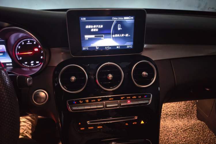 Used Mercedes-Benz C-Class 2018 C 200 Sport Edition Audio And AC Panel