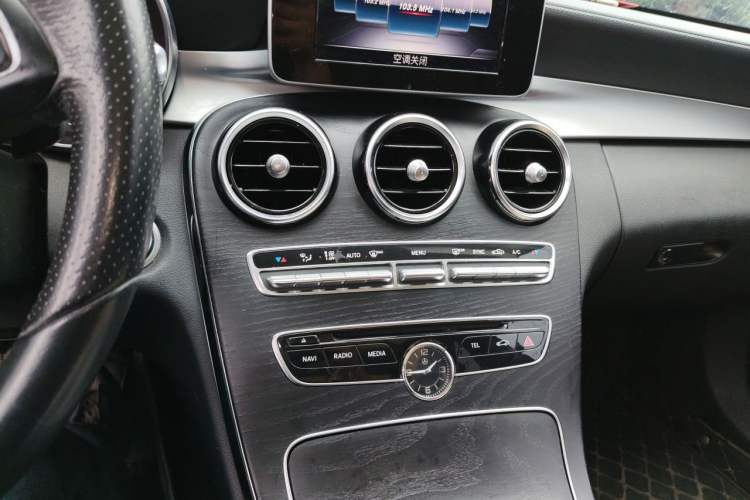 Used Mercedes-Benz C-Class 2018 C 200 L Sport Edition Achievement Special Edition Audio And AC Panel