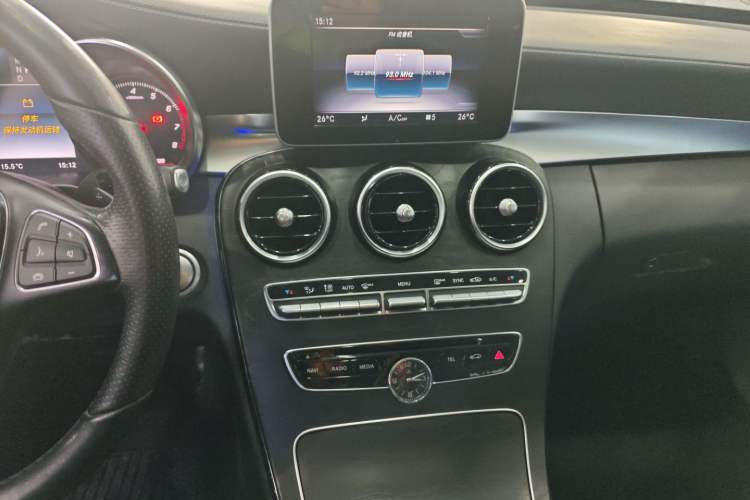 Used Mercedes-Benz C-Class 2018 C 180 L Dynamic Sports Edition Audio And AC Panel