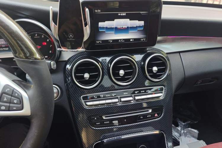 Used Mercedes-Benz C-Class 2018 C 200 Sport Edition Audio And AC Panel