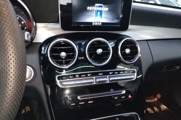 Used Mercedes-Benz C-Class 2018 C 200 Sport Edition Audio And AC Panel