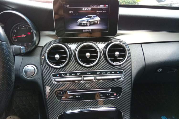 Used Mercedes-Benz C-Class 2018 C 200 Sport Edition Audio And AC Panel