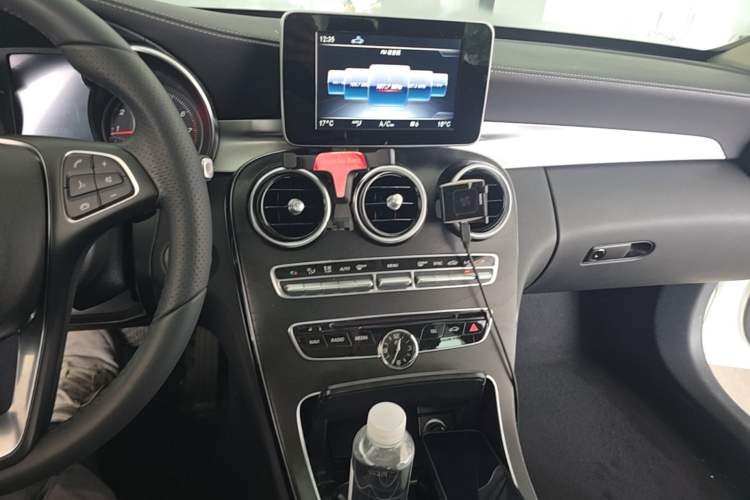 Used Mercedes-Benz C-Class 2018 C 200 L Sport Edition Audio And AC Panel