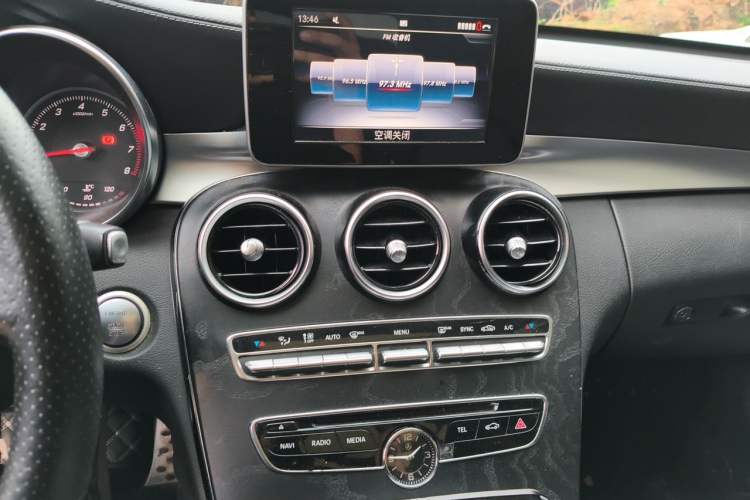 Used Mercedes-Benz C-Class 2018 C 200 L Sport Edition Achievement Special Edition Audio And AC Panel