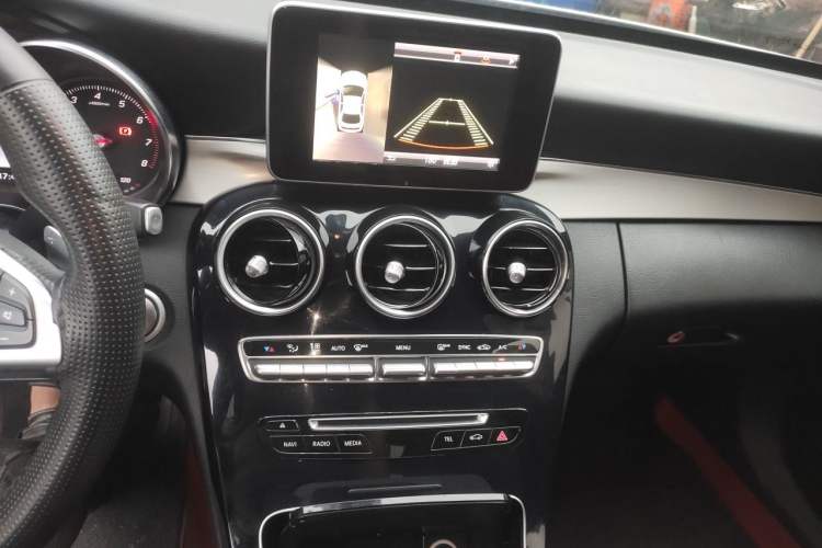 Used Mercedes-Benz C-Class 2018 C 200 Sport Edition Audio And AC Panel