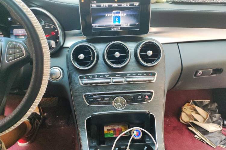 Used Mercedes-Benz C-Class 2018 C 200 L Sport Edition Audio And AC Panel