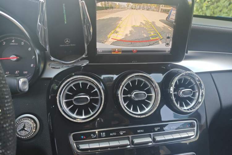 Used Mercedes-Benz C-Class 2018 C 180 L Fashion Edition Sport Version Audio And AC Panel