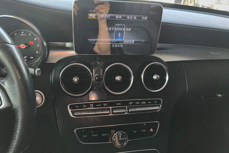Used Mercedes-Benz C-Class 2018 C 200 L Sport Edition Audio And AC Panel