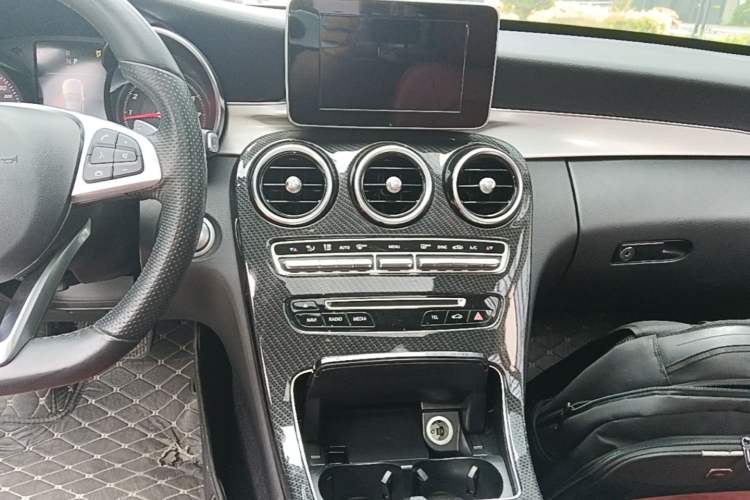 Used Mercedes-Benz C-Class 2018 C 200 Sport Edition Audio And AC Panel