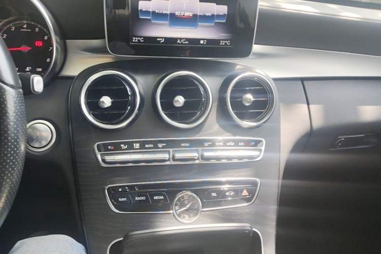 Used Mercedes-Benz C-Class 2018 C 200 L Sport Edition Audio And AC Panel