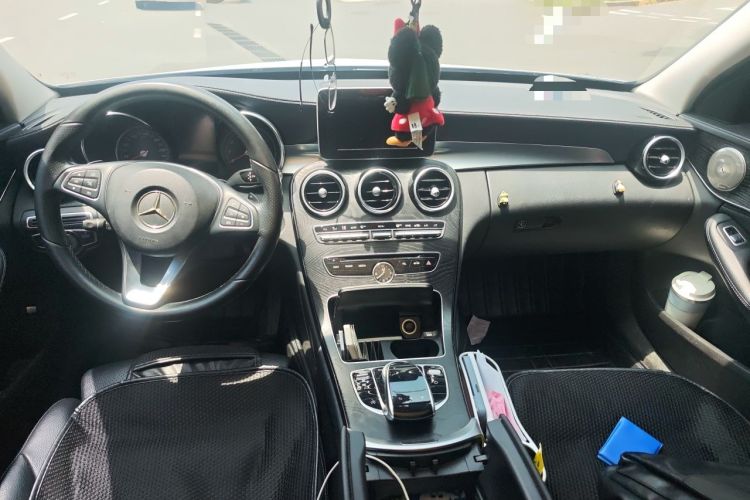 Used Mercedes-Benz C-Class 2018 C 200 L Sport Edition Center Console