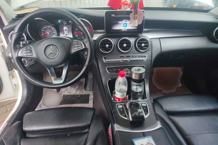 Used Mercedes-Benz C-Class 2018 C 200 L Sport Edition Achievement Special Edition Center Console