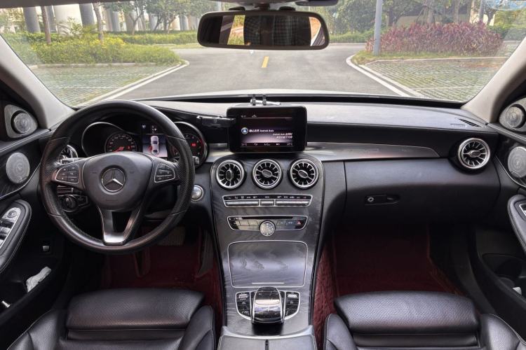 Used Mercedes-Benz C-Class 2018 C 200 L Sport Edition Center Console