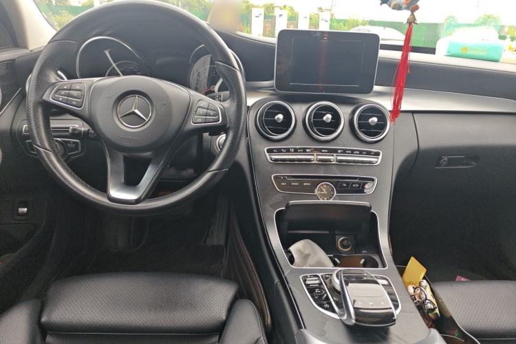Used Mercedes-Benz C-Class 2018 C 200 L Sport Edition Achievement Special Edition Center Console