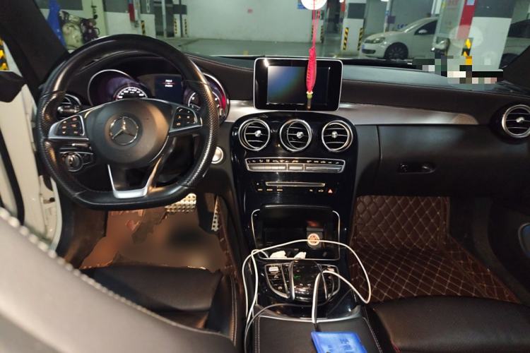 Used Mercedes-Benz C-Class 2018 C 200 Coupe Center Console