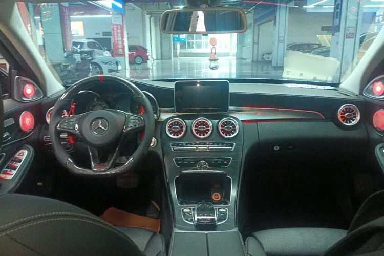 Used Mercedes-Benz C-Class 2018 C 200 L Sport Edition Center Console