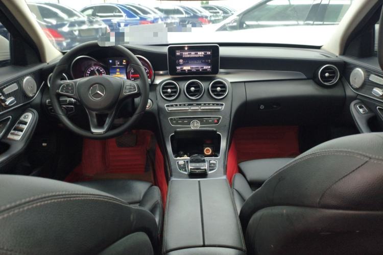Used Mercedes-Benz C-Class 2018 C 200 L Sport Edition Center Console