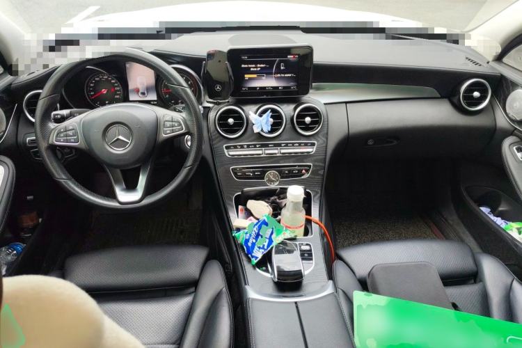 Used Mercedes-Benz C-Class 2018 C 200 L Sport Edition Center Console