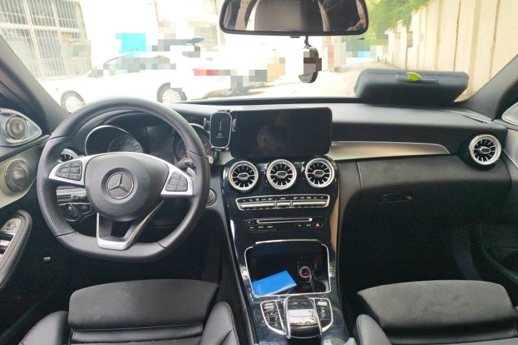 Used Mercedes-Benz C-Class 2018 C 200 Achievement Special Edition Center Console
