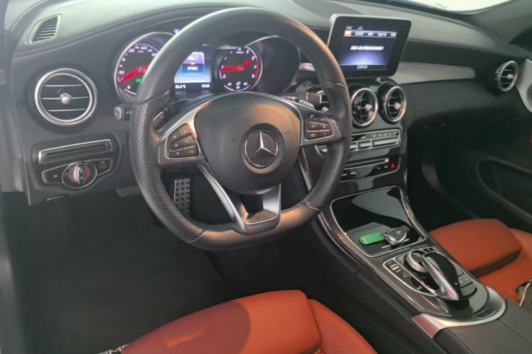 Used Mercedes-Benz C-Class 2018 C 200 Coupe Center Console