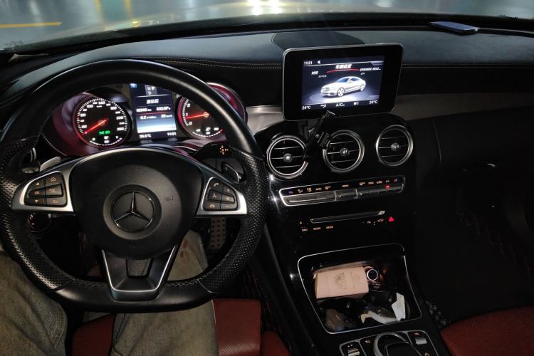 Used Mercedes-Benz C-Class 2018 C 200 Coupe Center Console
