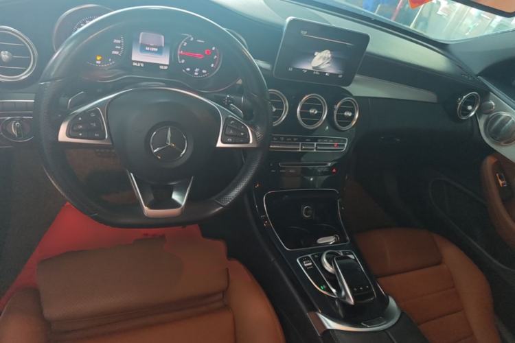 Used Mercedes-Benz C-Class 2018 C 200 Coupe Center Console