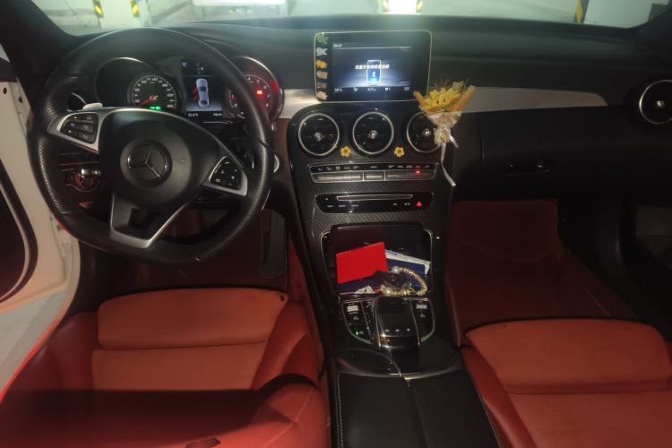 Used Mercedes-Benz C-Class 2018 C 200 Sport Edition Center Console