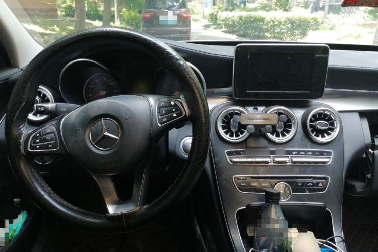 Used Mercedes-Benz C-Class 2018 C 200 L Sport Edition Center Console