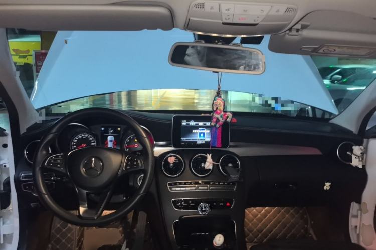 Used Mercedes-Benz C-Class 2018 C 200 L Sport Edition Achievement Special Edition Center Console