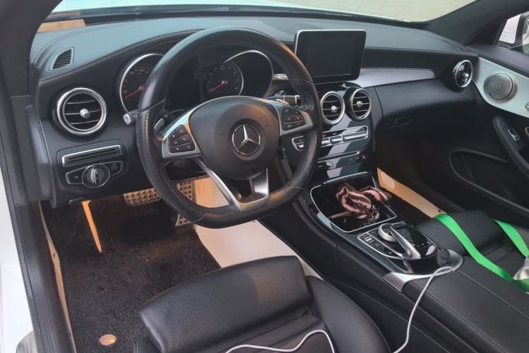 Used Mercedes-Benz C-Class 2018 C 200 Coupe Center Console