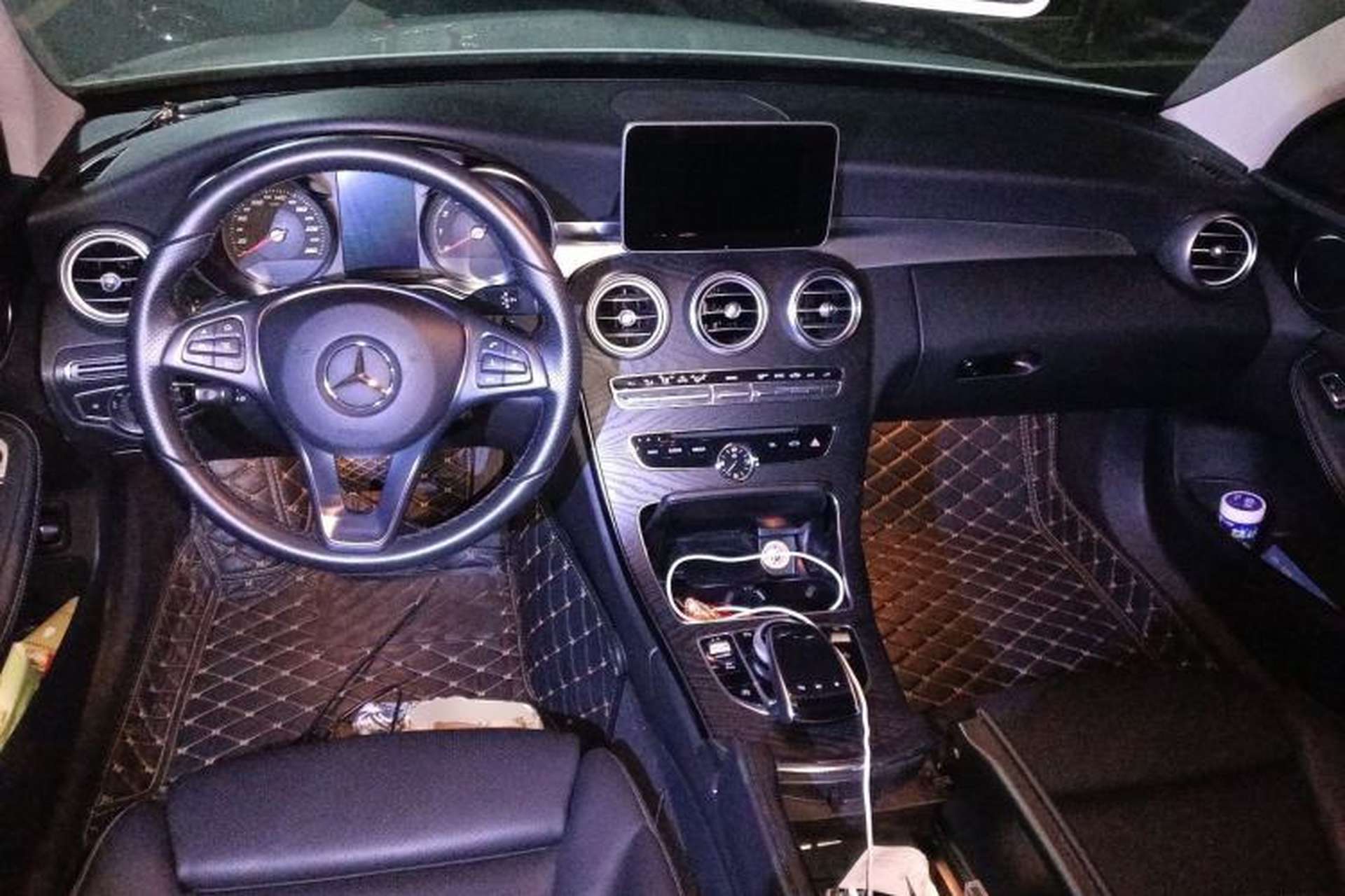 Used Mercedes-Benz C-Class 2018 C 200 Estate Center Console