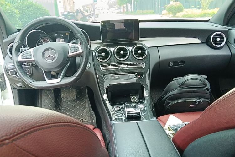 Used Mercedes-Benz C-Class 2018 C 200 Sport Edition Center Console