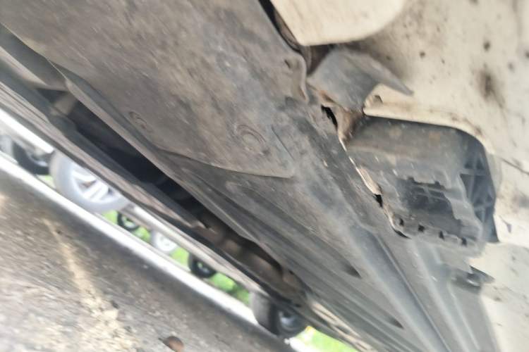 Used Mercedes-Benz C-Class 2018 C 200 Sport Edition Chassis Front Left