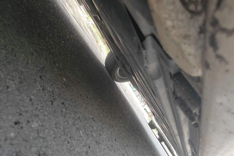 Used Mercedes-Benz C-Class 2018 C 200 L Chassis Front Left