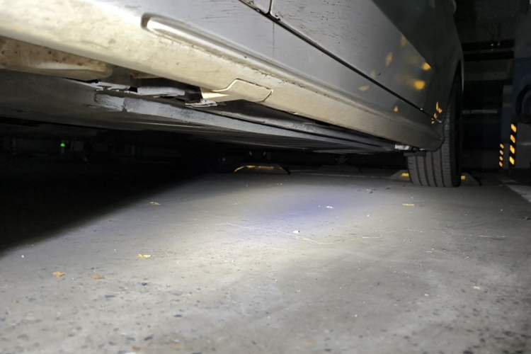 Used Mercedes-Benz C-Class 2018 C 180 station wagon Chassis Front Left