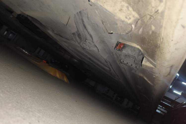 Used Mercedes-Benz C-Class 2018 C 200 Sport Edition Chassis Front Left