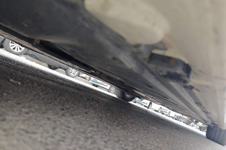 Used Mercedes-Benz C-Class 2018 C 180 L Fashion Edition Sport Version Chassis Front Left