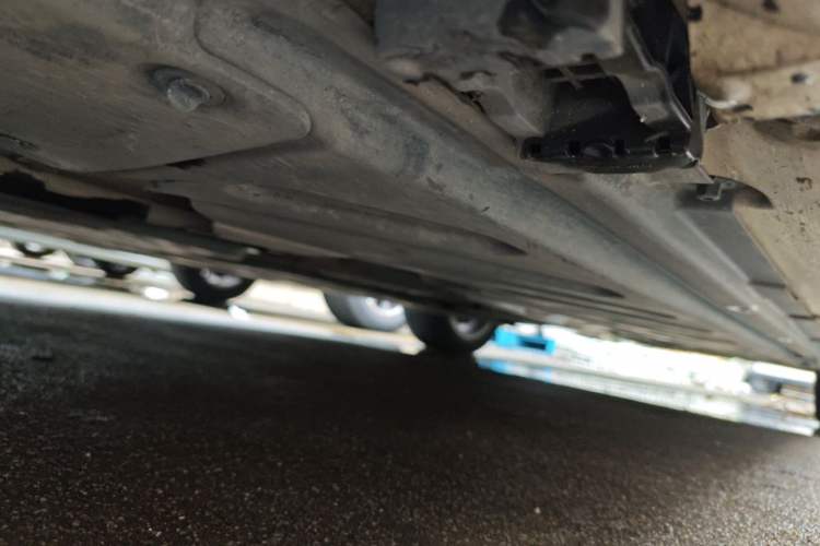 Used Mercedes-Benz C-Class 2018 C 200 L Sport Edition Chassis Front Left
