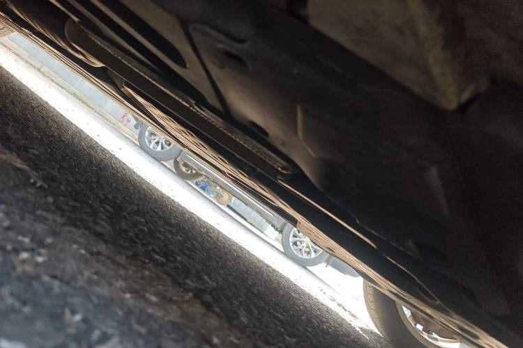 Used Mercedes-Benz C-Class 2018 C 200 L Sport Edition Chassis Front Right