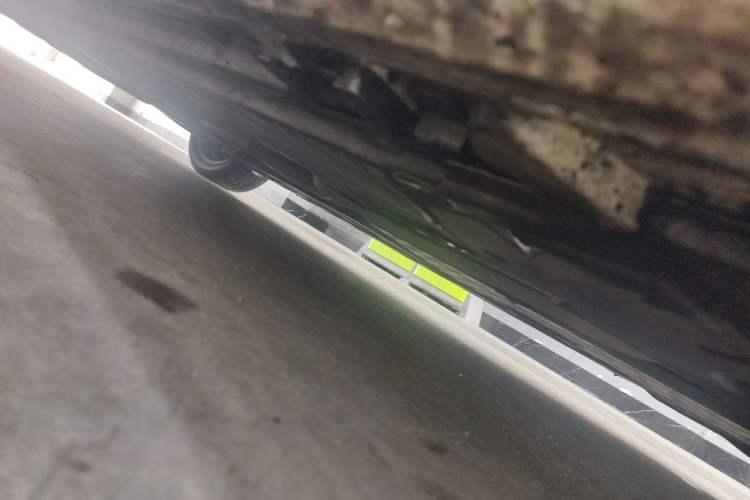 Used Mercedes-Benz C-Class 2018 C 200 L Sport Edition Chassis Front Right