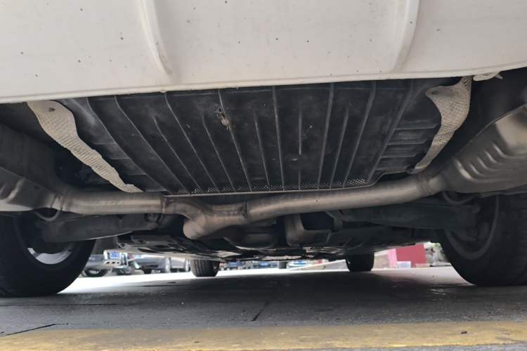 Used Mercedes-Benz C-Class 2018 C 200 L Chassis Rear