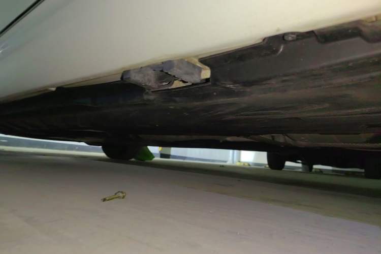 Used Mercedes-Benz C-Class 2018 C 200 L Chassis Rear Left